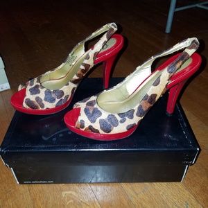 Carlos Santana slingback pumps
